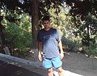 Ο Μπίλης ¶νθης, όπως τον συνέλαβε ο φακός της Ανούσιας Έντασης λίγα λεπτά μετά το αναπάντεχο τηλεφώνημα του Κ.Υ. Αμύγδαλου για τη συμμετοχή του στο μοναδικό ψηφοδέλτιο για την εκλογή του νέου Δ.Σ. της εταιρείας